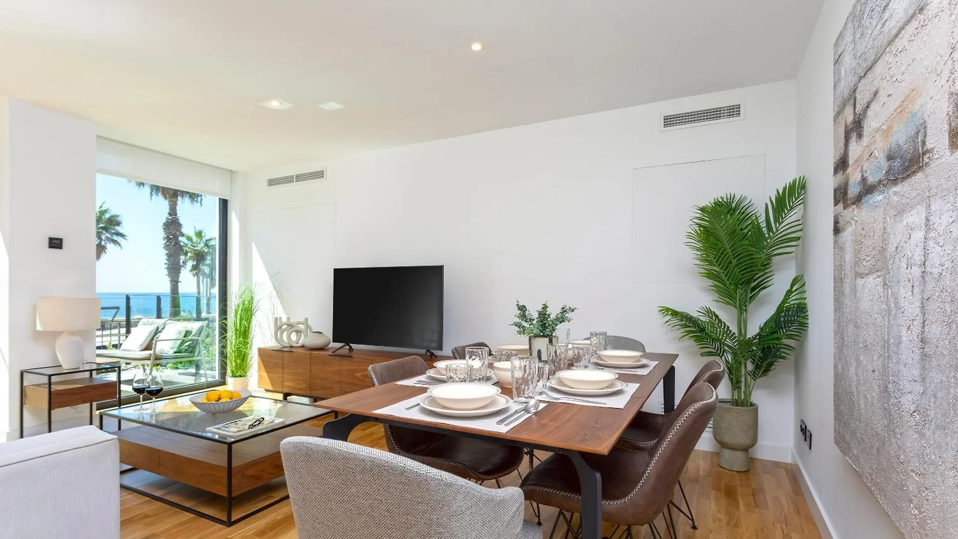Malagueta Beach Front Luxury Apartment By Rent Me Malaga